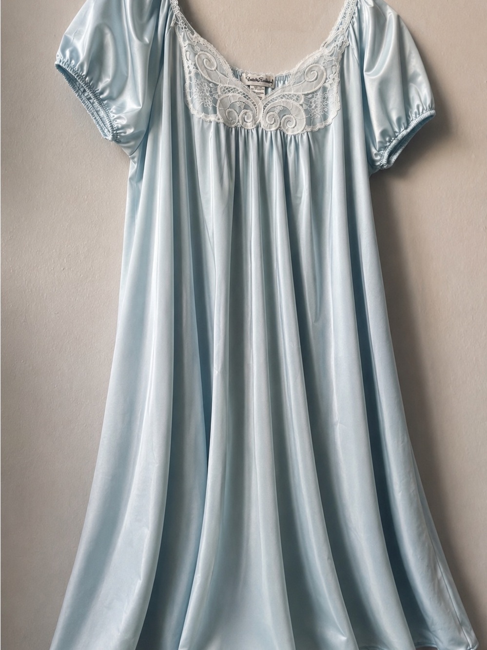 Vintage Diane Von Furstenberg Blue Nylon Lace Nightgown Women’s Medium USA